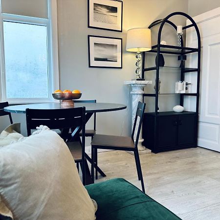 Castle Inn Apartments - Downtown 케플라비크 외부 사진